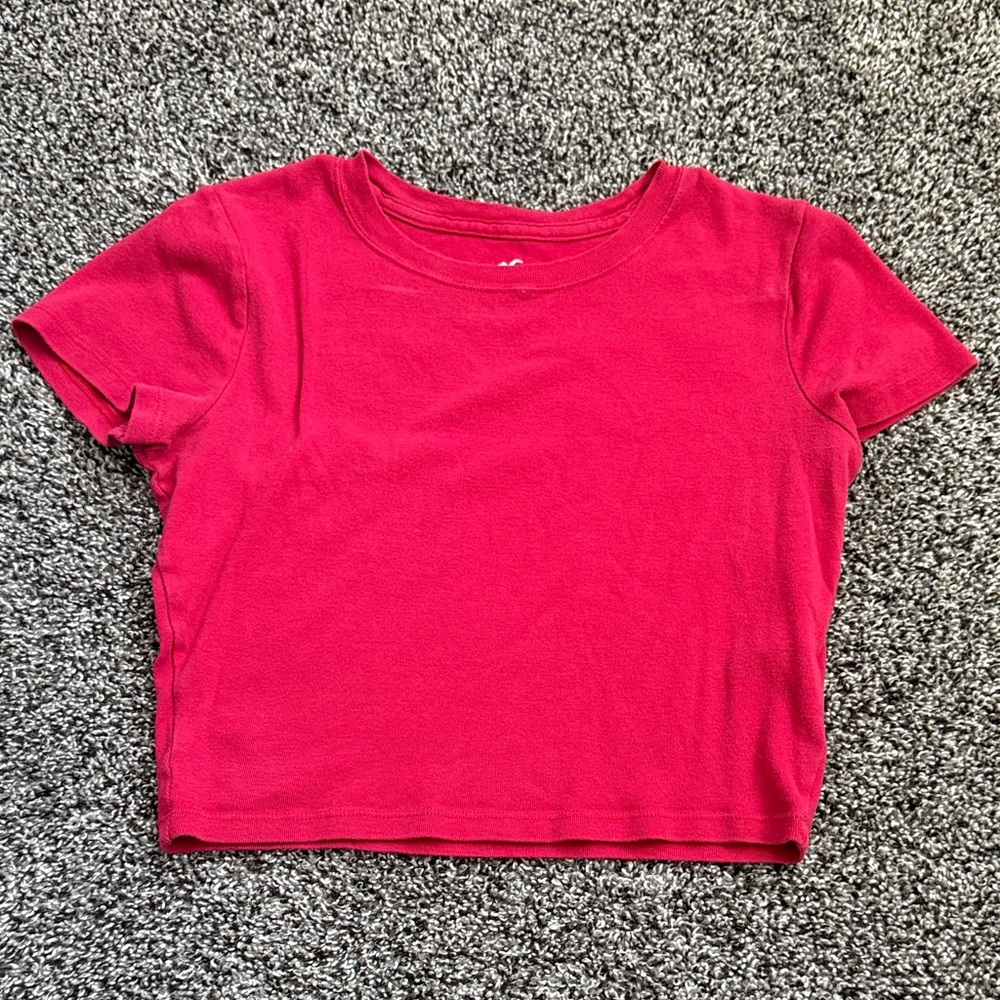 red hollister baby tee
